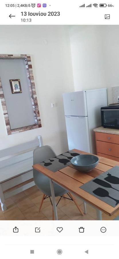 Meltemi Apartment Posidhonía Екстериор снимка